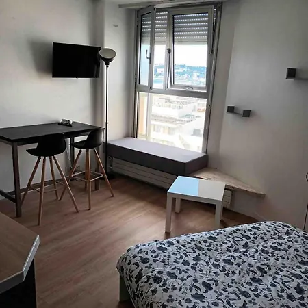 Le Clemenceau Apartment *